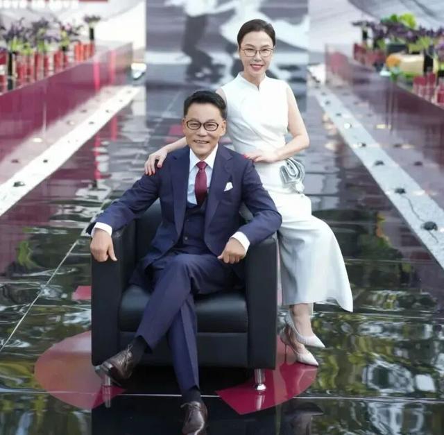 开云平台-当当创始人李国庆喊话华与华、罗永浩帮西贝一把：将自掏腰包和贾国龙开新公司，这事不用跟老婆商量